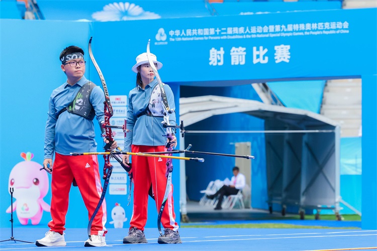 1764749418817966.jpg EX5CAHB42Y00.jpg