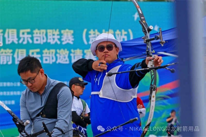 朱亦纯.jpg